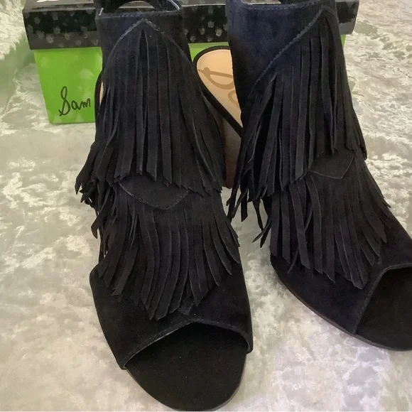 New Sam Edelman Elaine Fringe 8 Heels - Picture 5 of 15